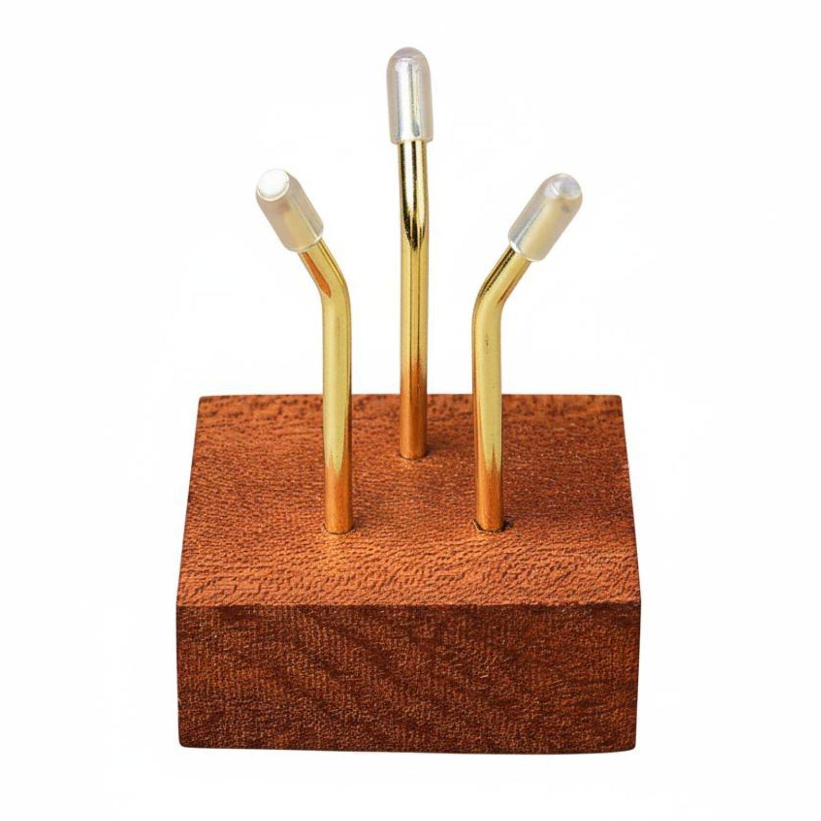 Massief houten kristallen basi - Display Stand Wood recensie en prijs